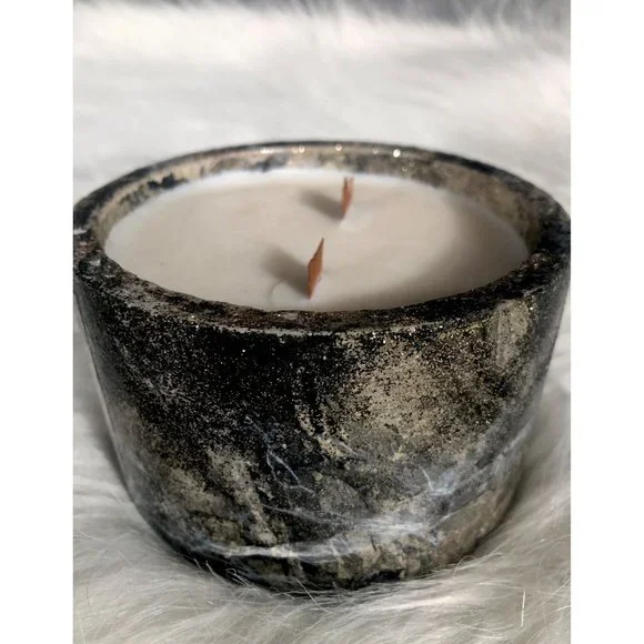 Soy Candle Hand Poured Iced Vanilla Woods Handmade Concrete Vessel 2 Wood Wicks - Picture 2 of 5